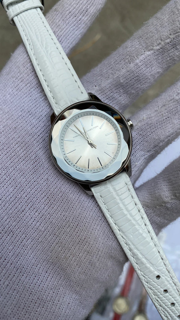 French Connection Silver Tone Analog Quartz Ladies Womens Wrist Watch FC1064